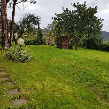 Borgo Degli Ulivi Depandance Villa Капотера Екстериор снимка